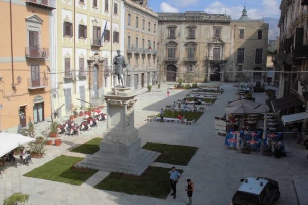 piazza bologni